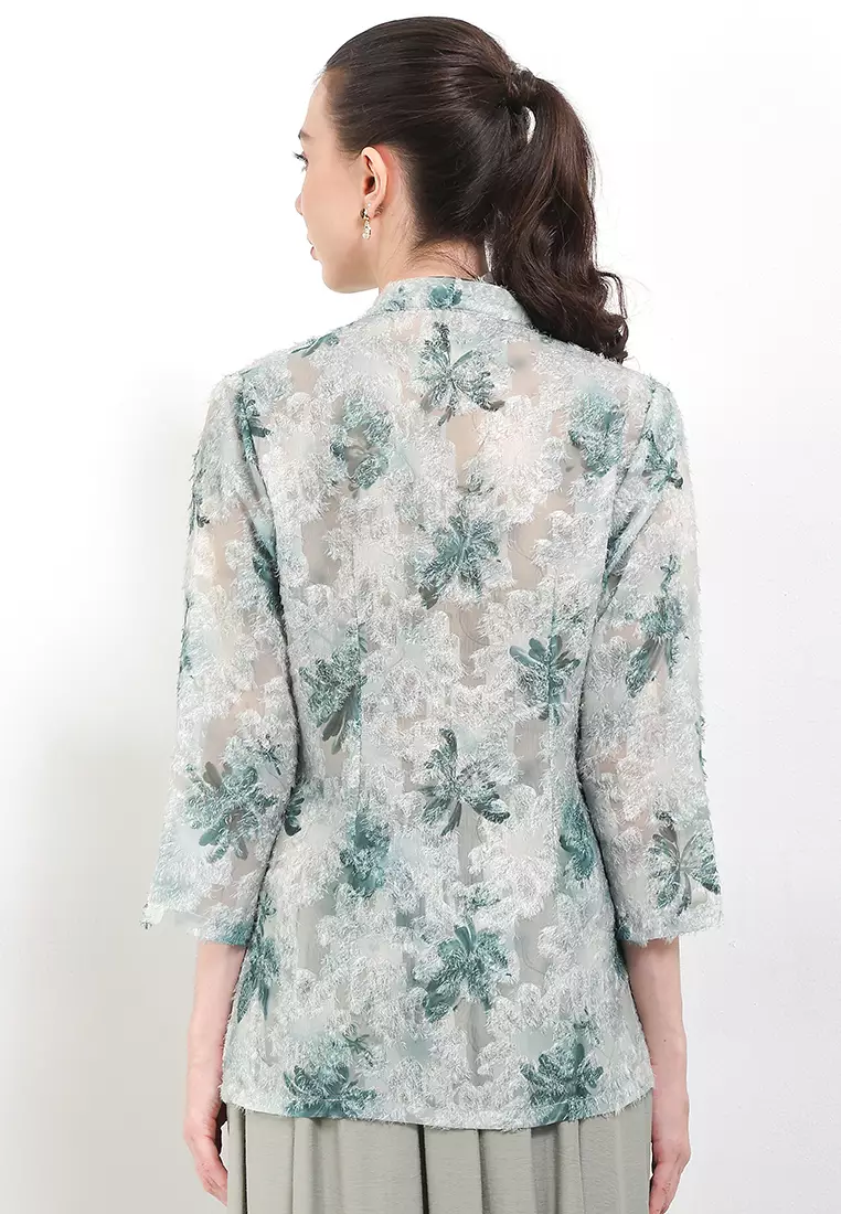 Kebaya Kutu Baru 7/8-length Sleeves