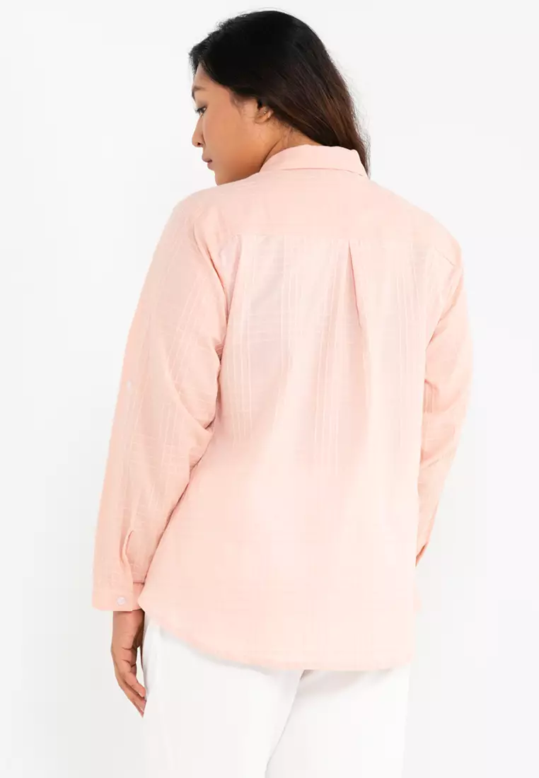 Plus Size Checker Ribbed Knit Buttoned V-Neck Card main image 0