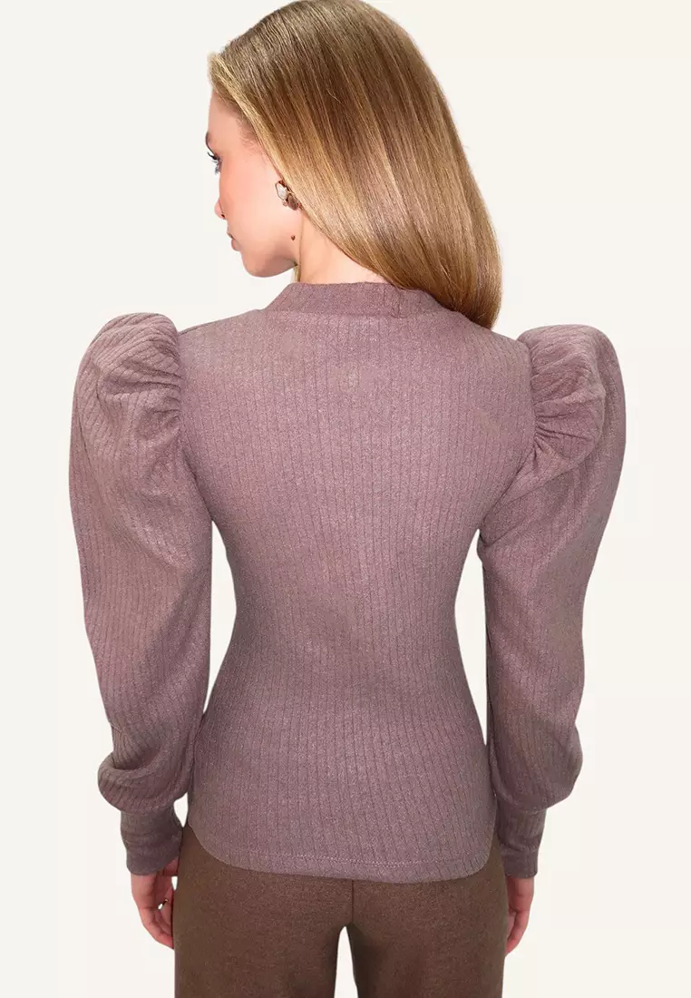 Long Puff Sleeves Top