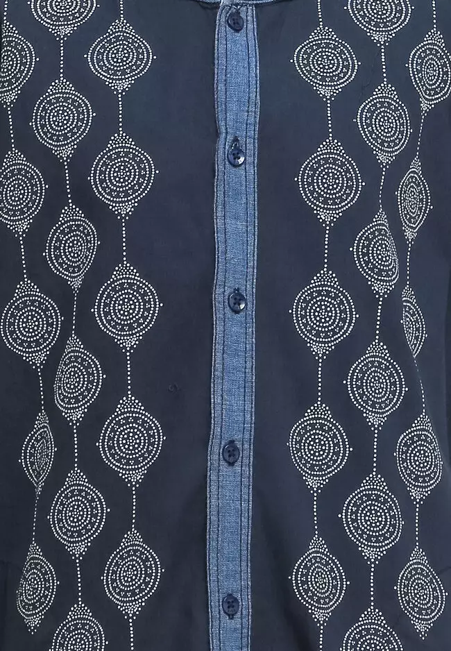 Kemeja Koko Corak Abstrak