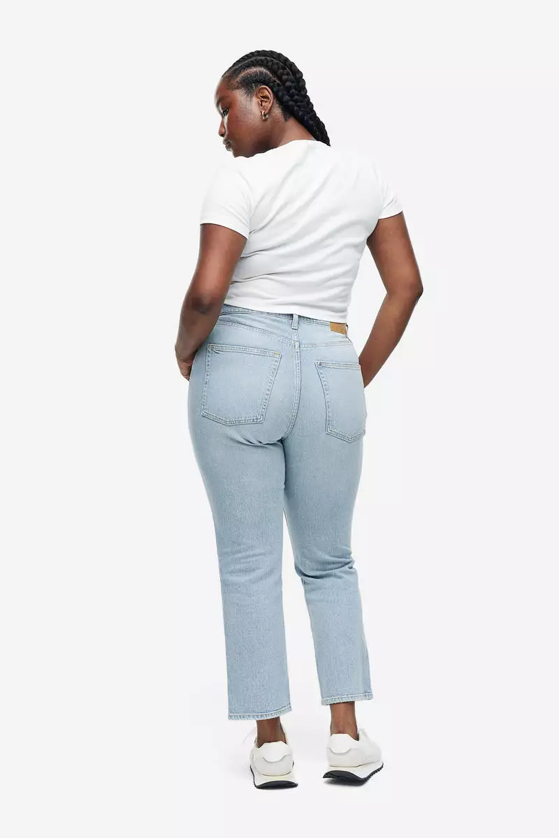 Buy H&M Curvy Fit Vintage Mom Ultra High Jeans in Blue Medium Dusty 2024  Online