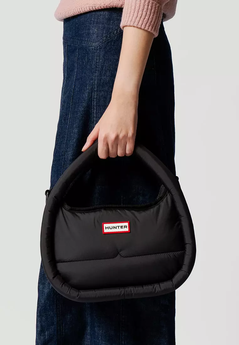 Buy Hunter Boots FRAMED PUFFER MIDI HOBO 2025 Online | ZALORA