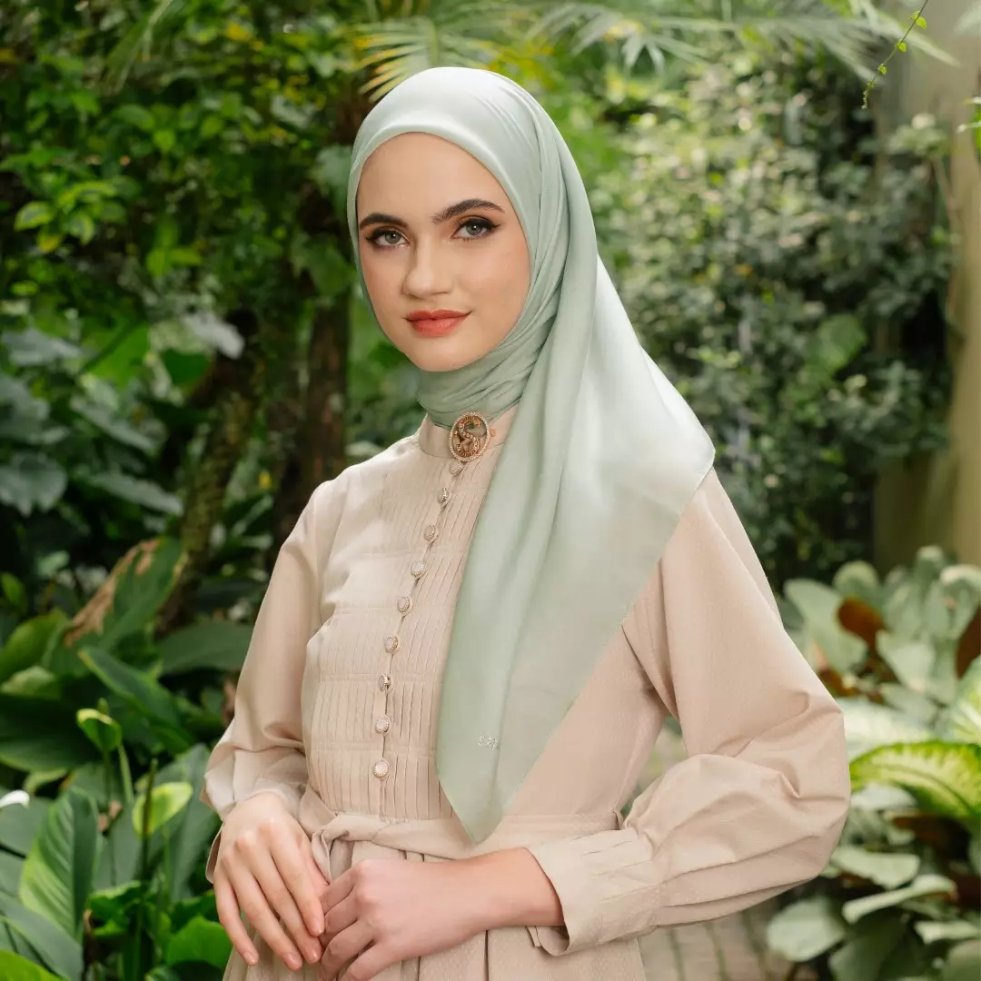 Safiyya Plain Scarf | Hijab | Kerudung | Jilbab Segiempat Pistachio