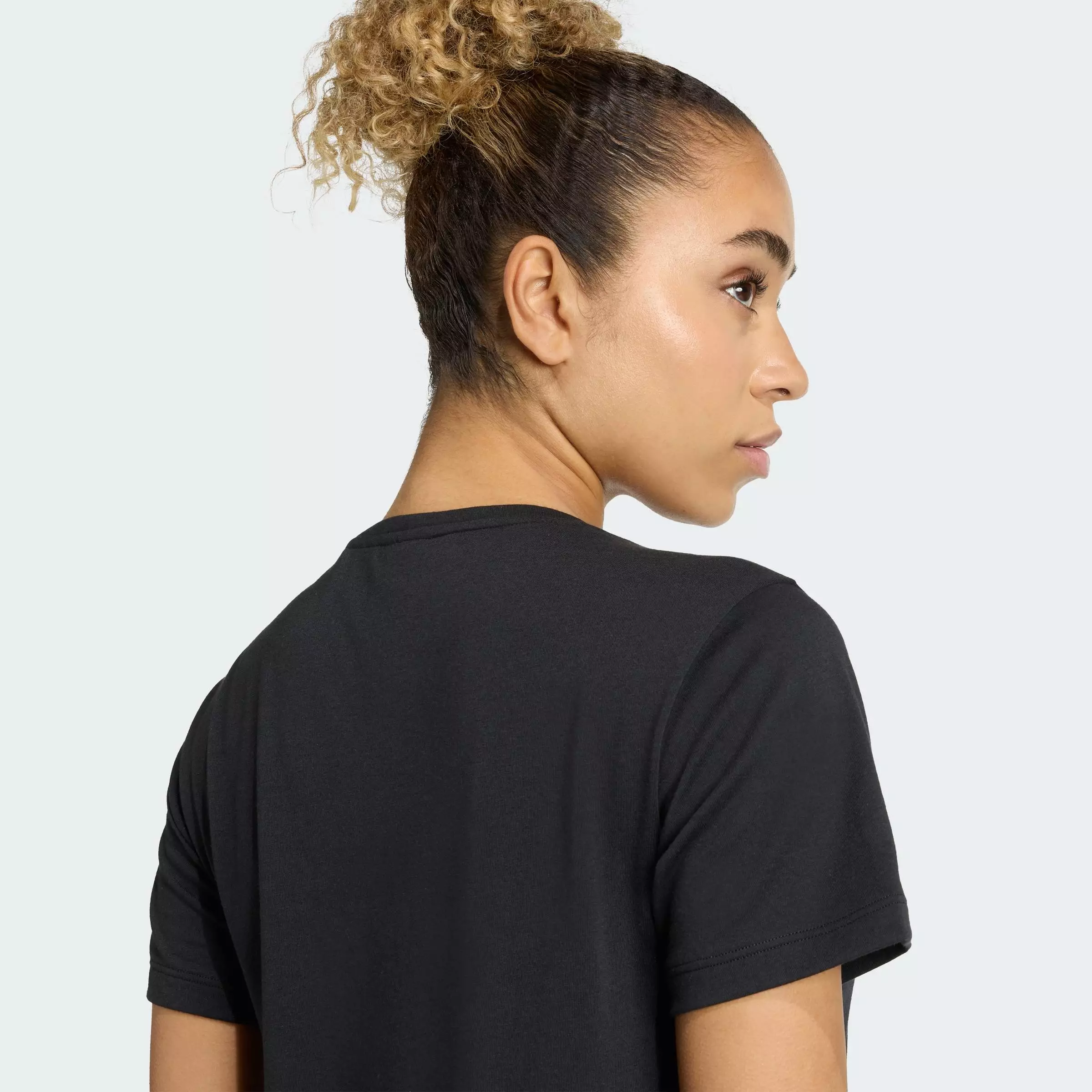 Gym & Training Yoga Essentials Tee Women Black JM4479