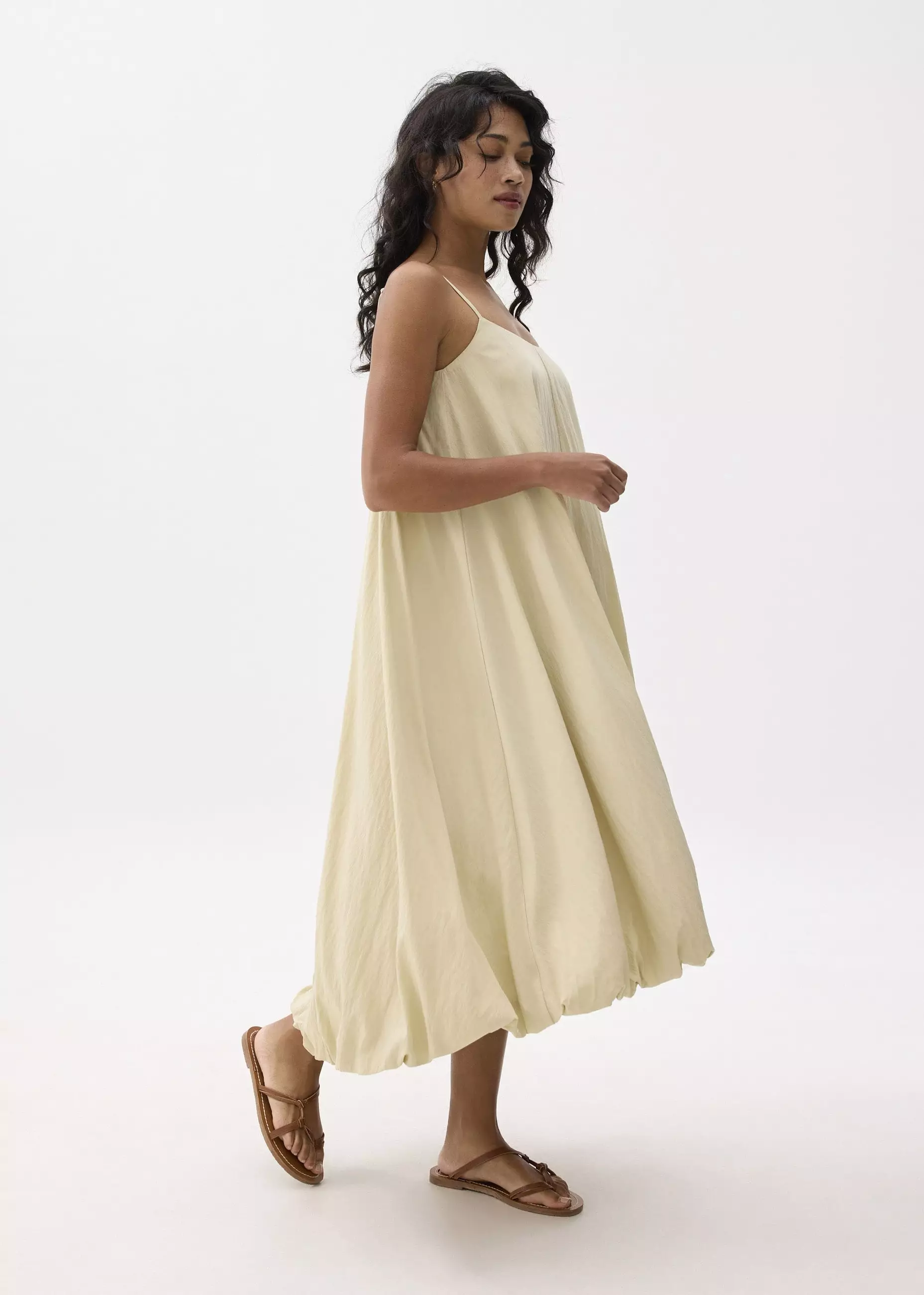 Dress Wanita - Straight Neck Bubble Midaxi Dress
