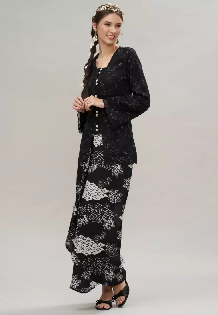Black Intricate Lace Kebaya Top & Black Premium Batik Skirt Hari Raya