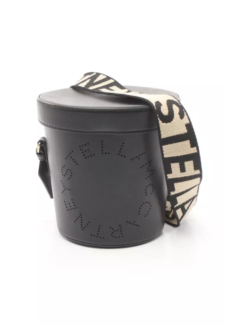 Stella mccartney 2025 logo bucket bag