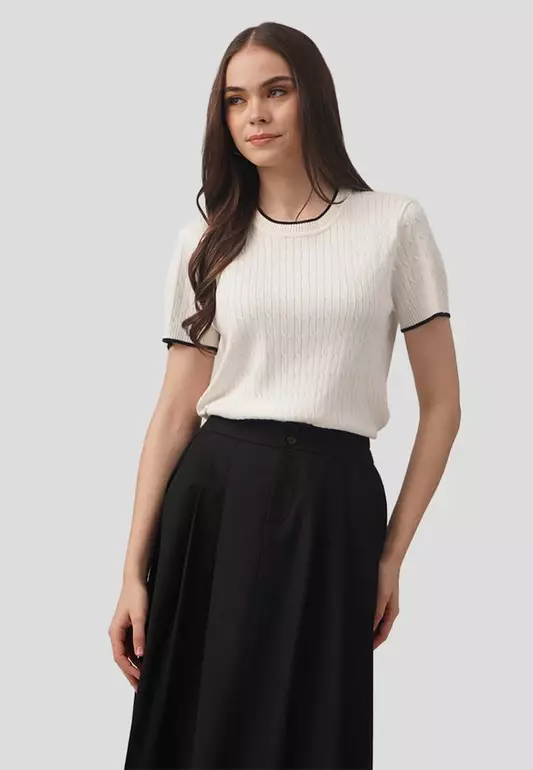 Cable Knit Top With Contrast Tipping