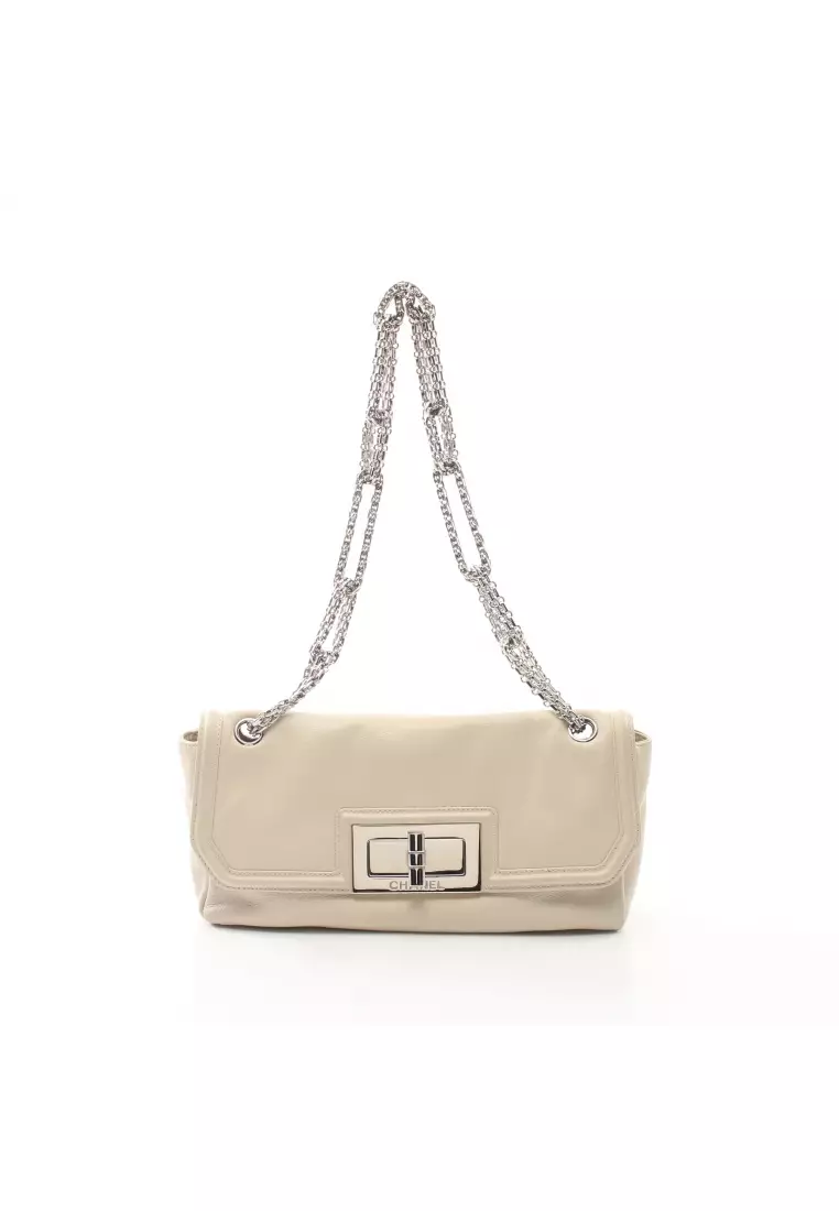 Chanel Pre loved CHANEL 2.55 chain shoulder bag leather