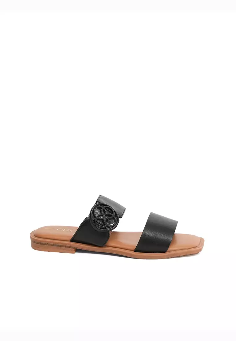 Discount on Cln  shoes - SKU: Macadamia Flat Slides