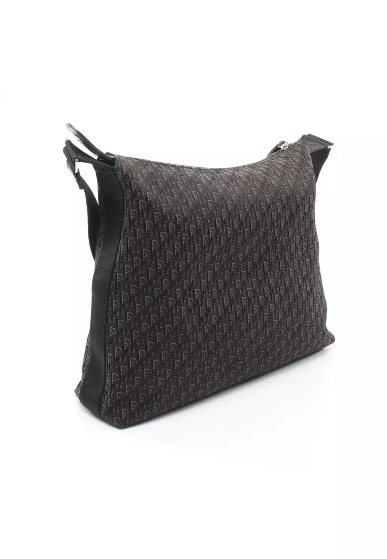 Christian dior hotsell trotter shoulder bag