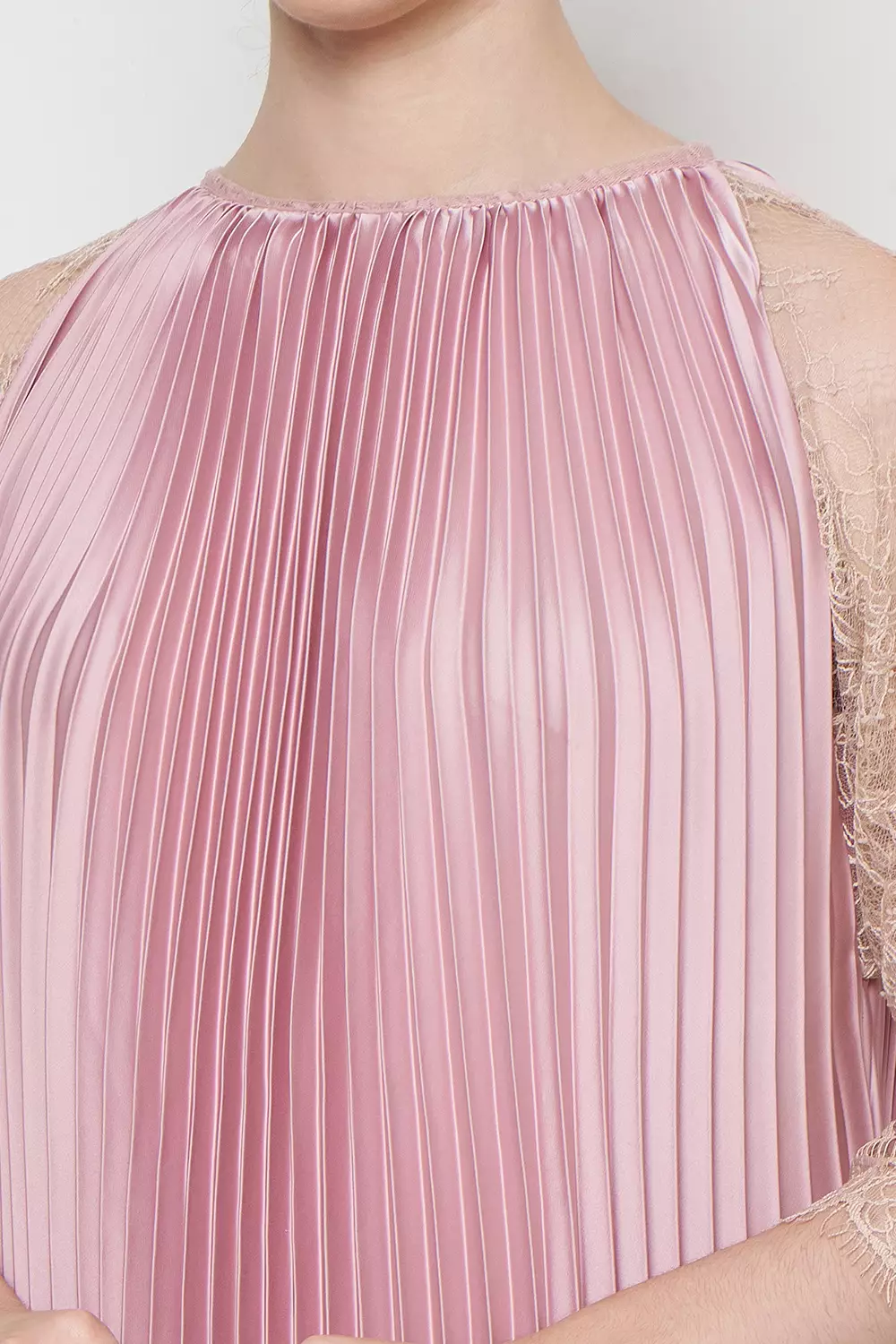 Vilana Dress in Dusty Pink