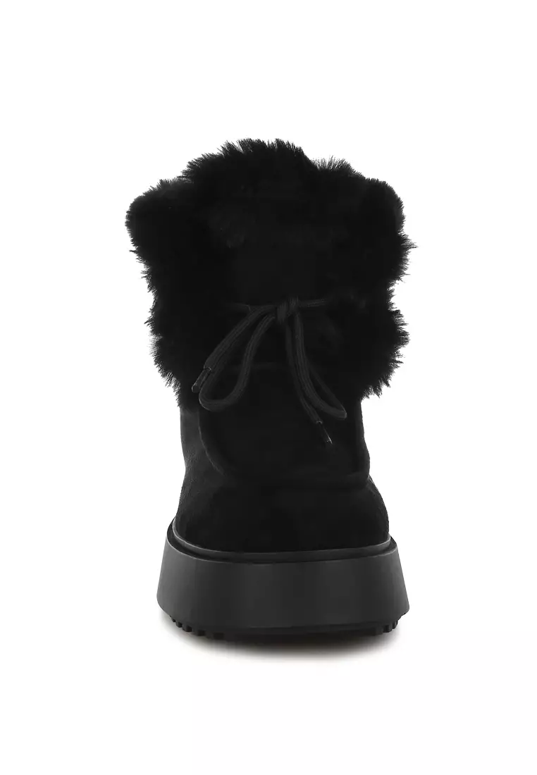 Faux Fur Collar Flatform Boots in Black