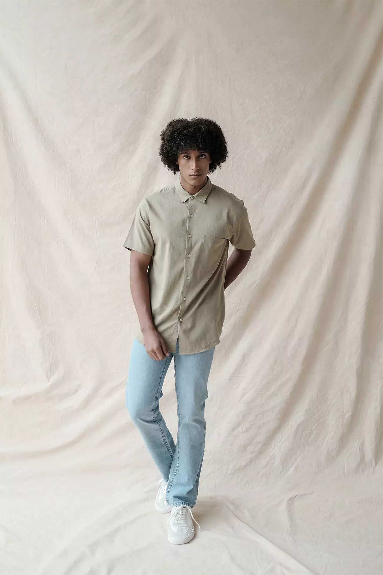 LARUSSO Premium French-Linen Shirt Pendek - Olive L009