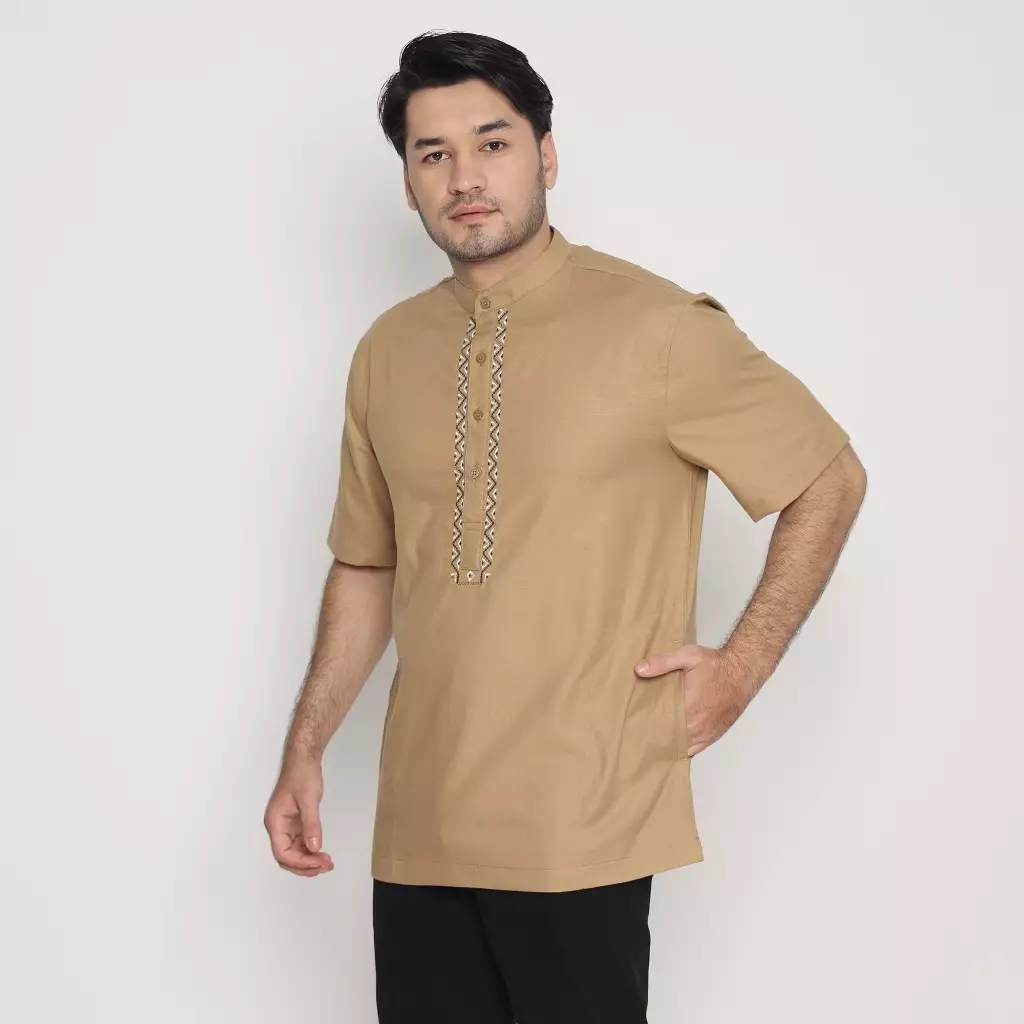 AMK Kemeja Koko Pria Lengan pendek KK ATTA S/S Khaki