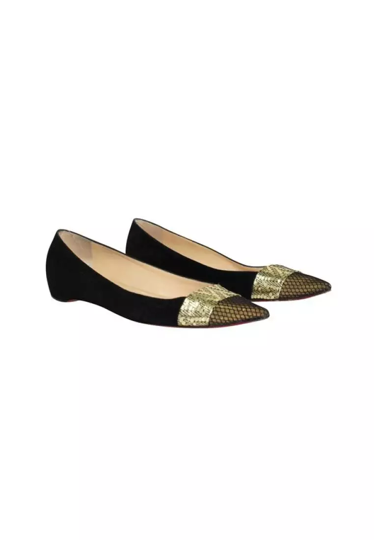 Louboutin best sale black flats