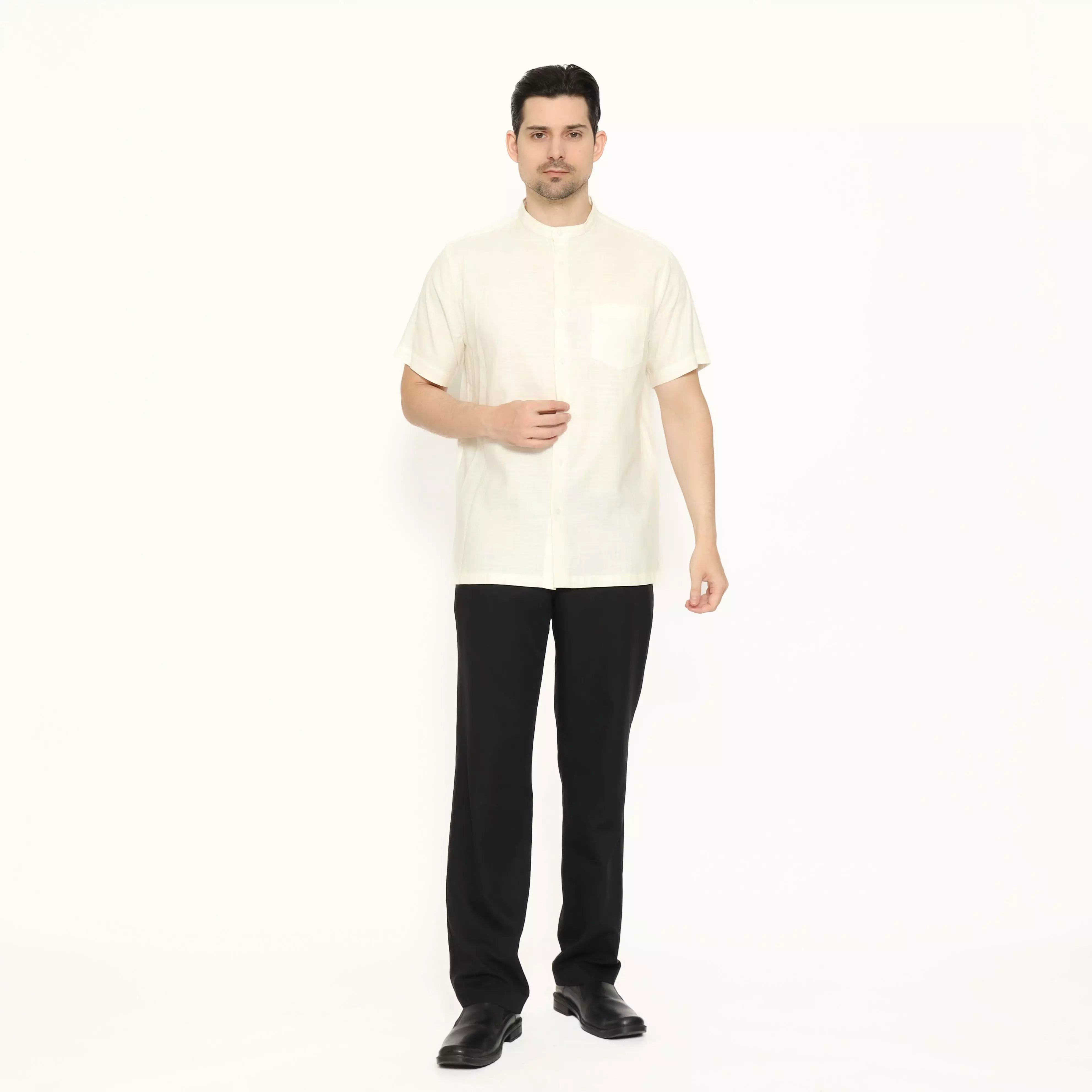 MAGINOT Kemeja Pria KOKO Basic Polos Lengan Pendek OFF WHITE
