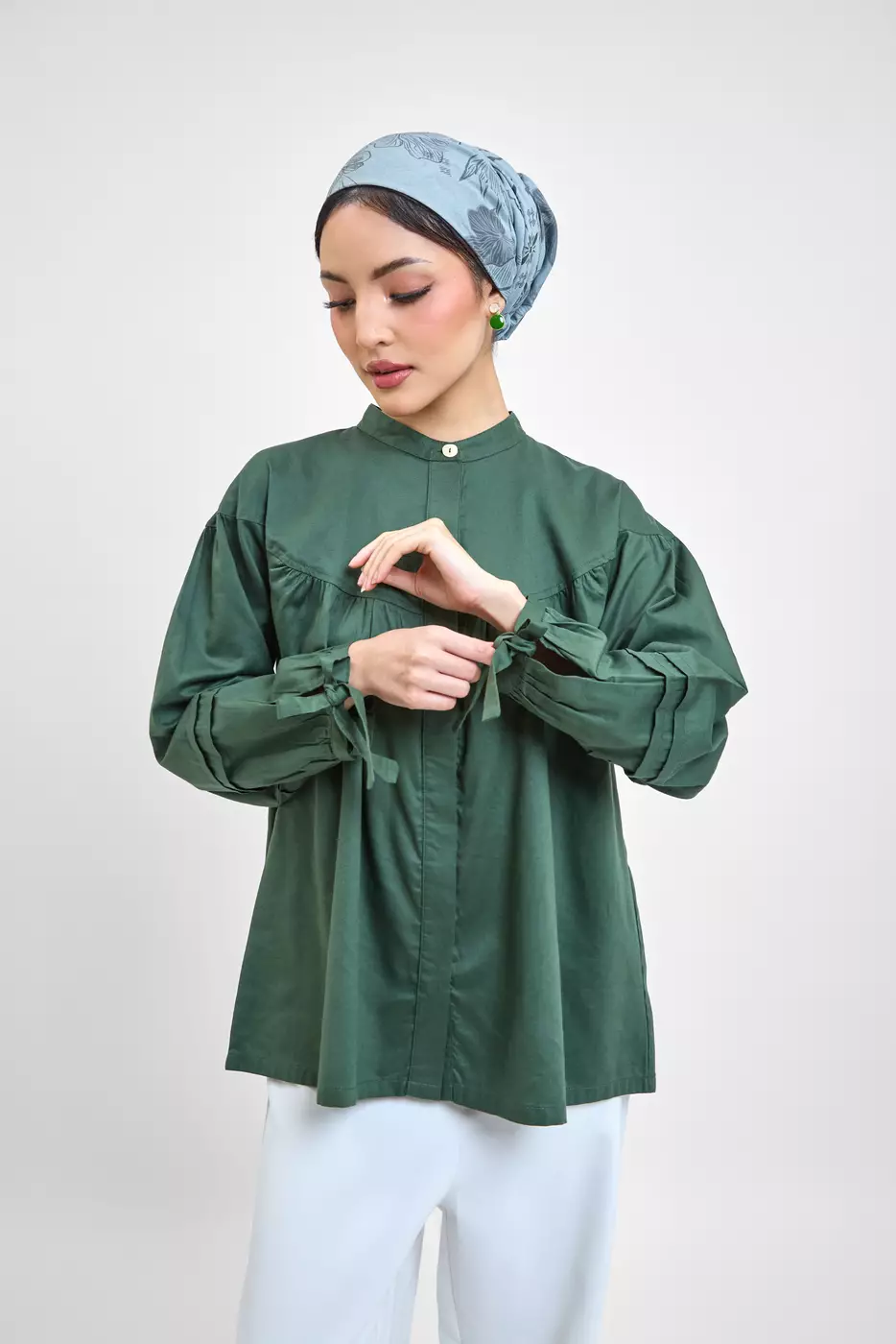 MFMW Izel Atasan Blouse Hijau Botol