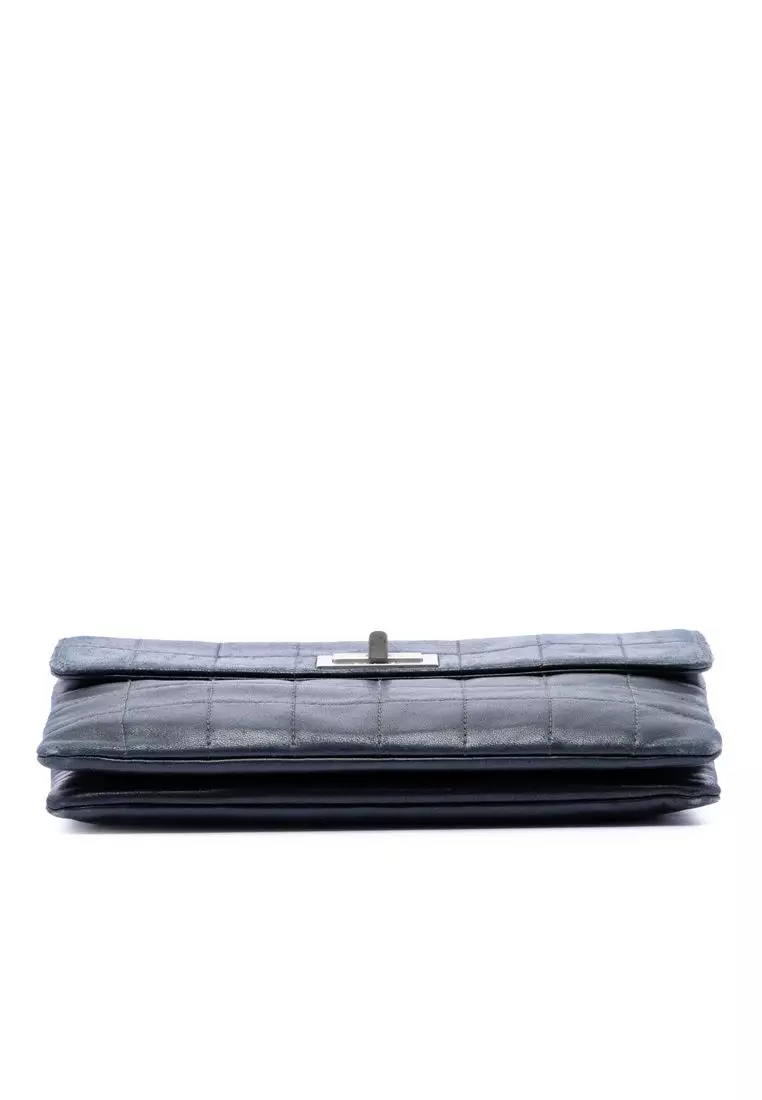 Pre-Loved Chanel Choco Bar Lambskin Reissue 2.55 Flap Clutch