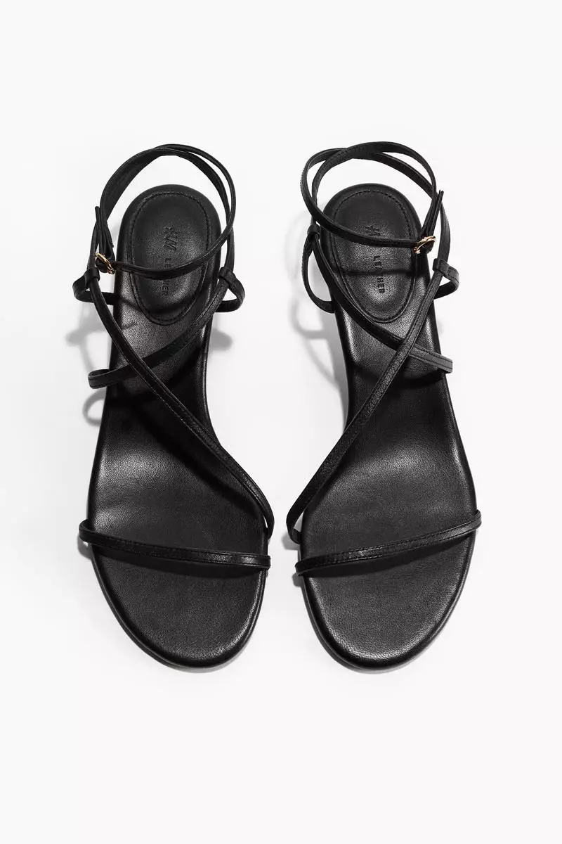 Kitten-heeled leather sandals