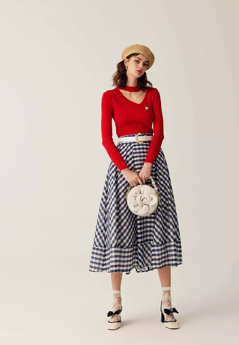 Long Sleeve Hollow Neckline Knit Top