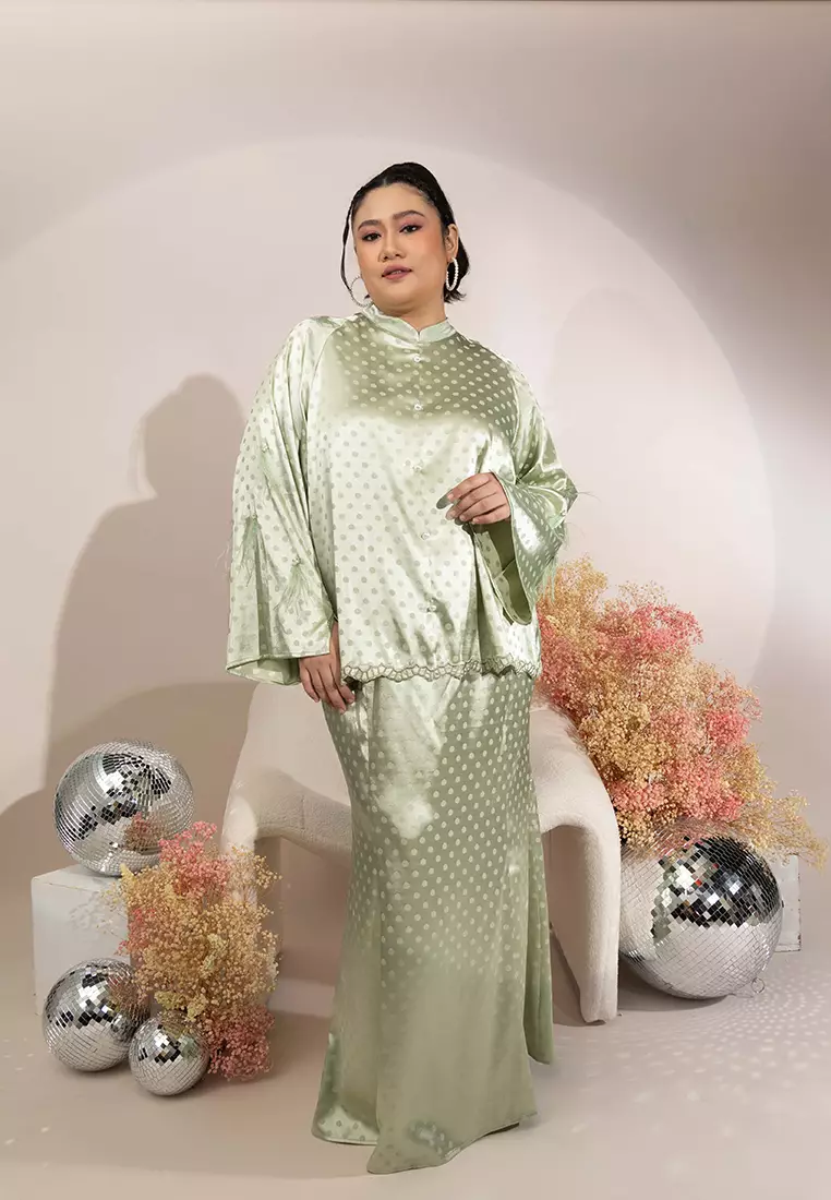 Plus Size Kurung with Feather Applique