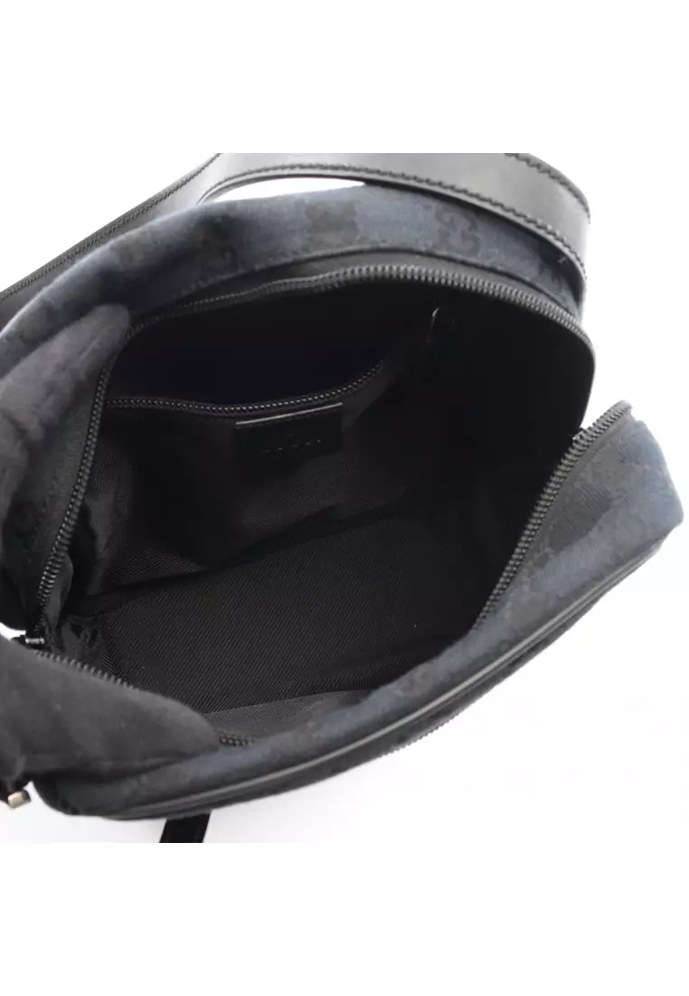 Pre-Loved Gucci GG canvas Shoulder bag canvas leather black