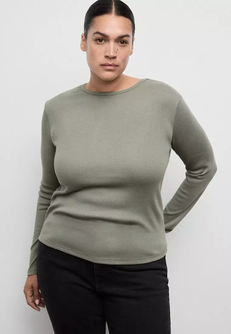 Ribbed Long-Sleeved T-Shirt