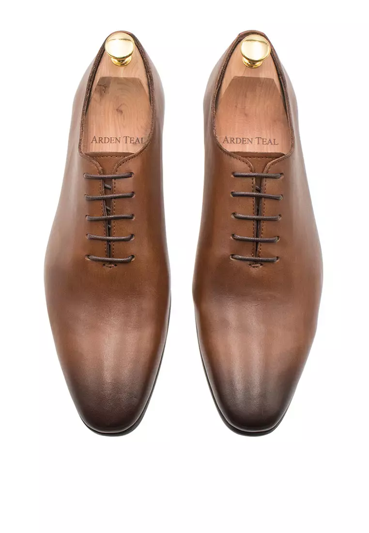 Carlota Wholecut Chestnut Oxford