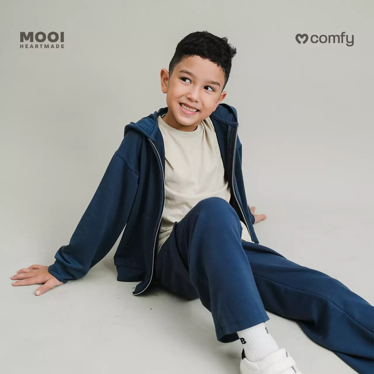 Mooi Atasan Hoodie Panjang Anak Comfy Jacket Hoodie - Red Clay