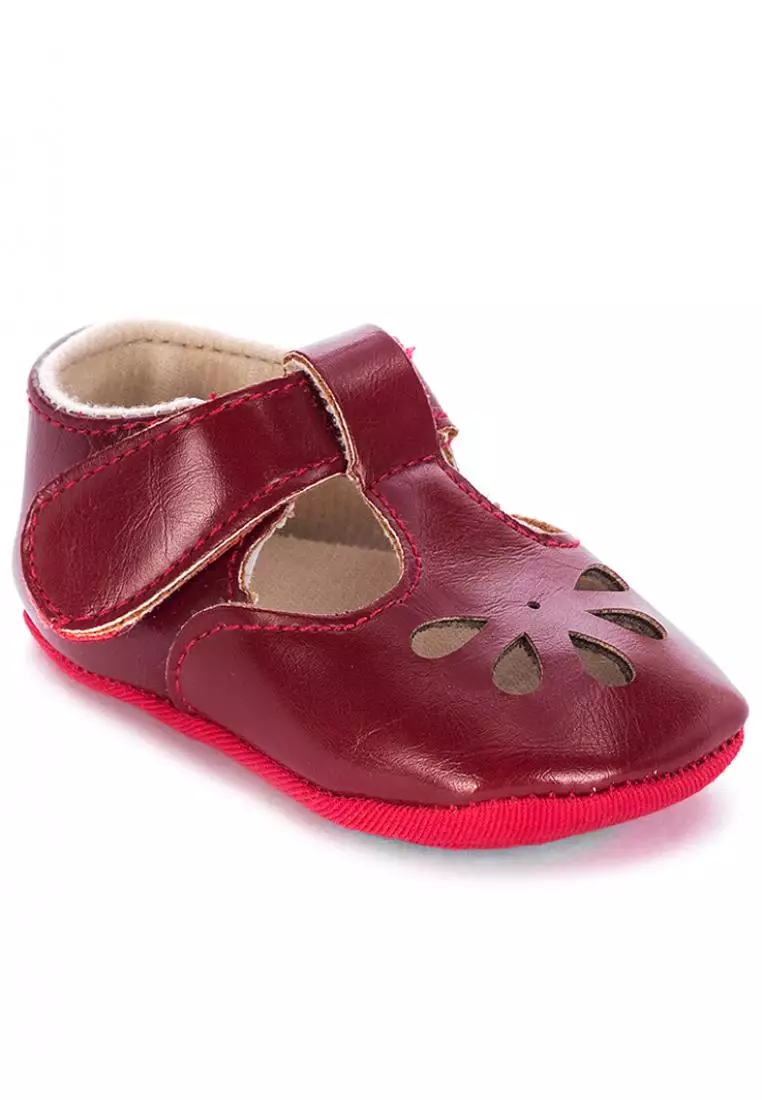 Discount on RAISING LITTLE  shoes - SKU: Classic Tbar Shoes with English Markings