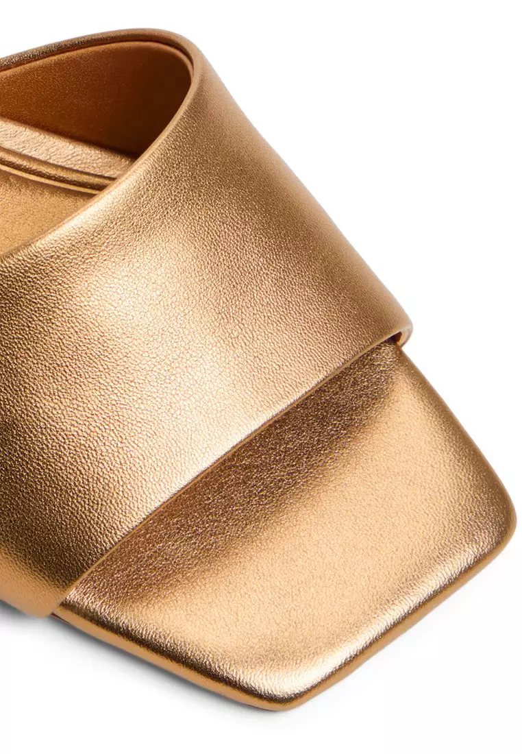 Goldenshine Twisted Kitten Mules