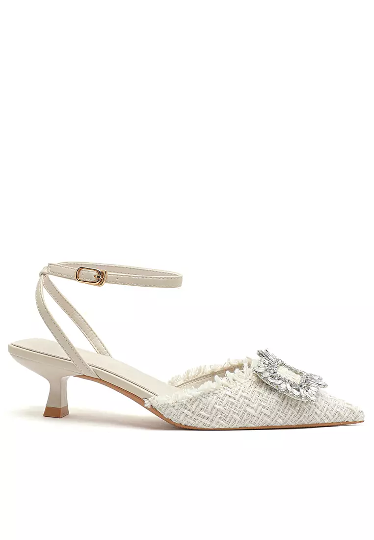 Discount on Twenty Eight Shoes  shoes - SKU: 3.5cm Rhinestone Buckle Strap Mid Heel By2239-17