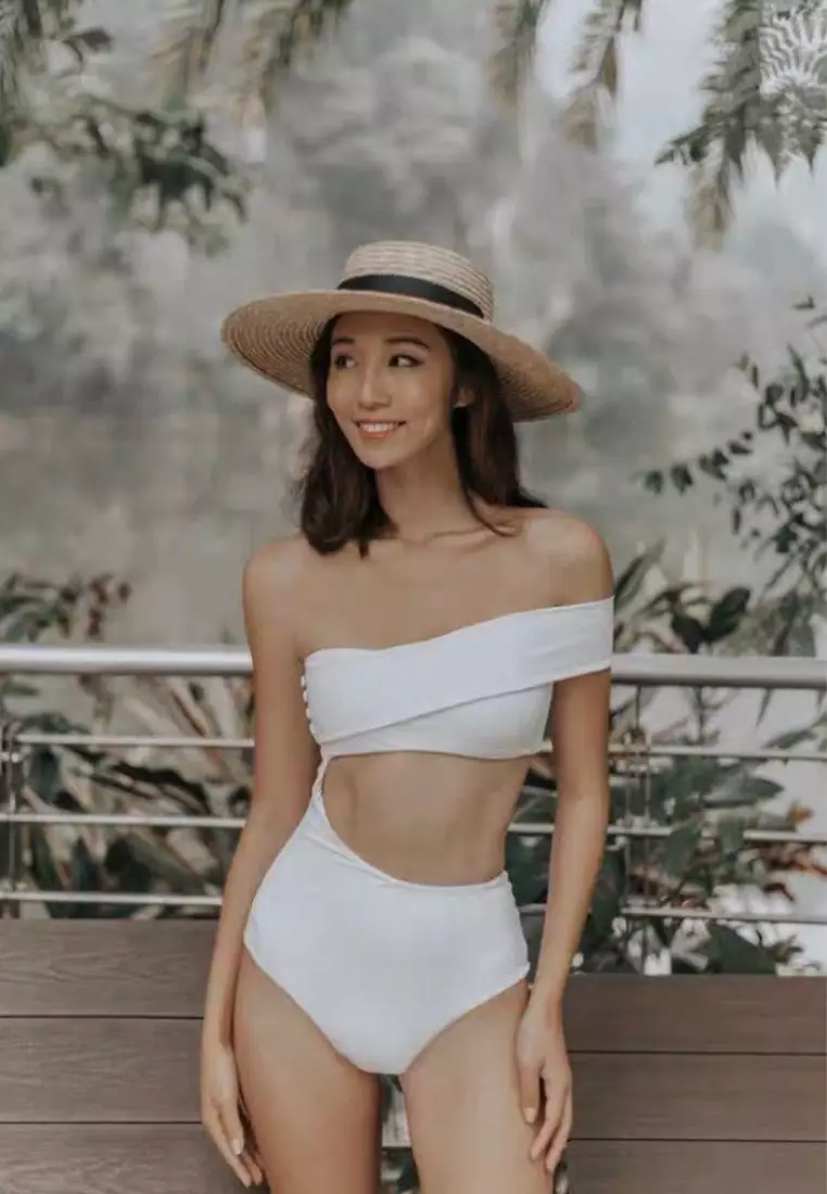 Paradise Found Swimsuit Bikini Swimwear Simple One Shoulder Highwaist