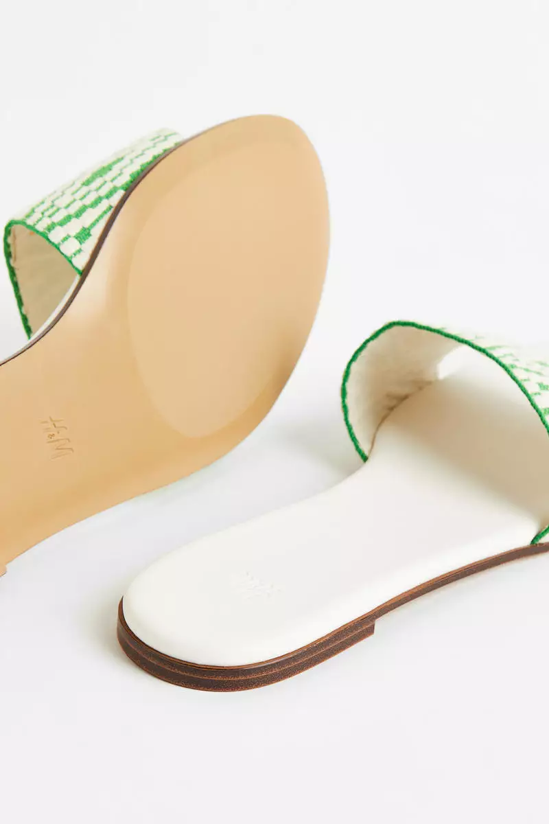 Jacquard-weave slides