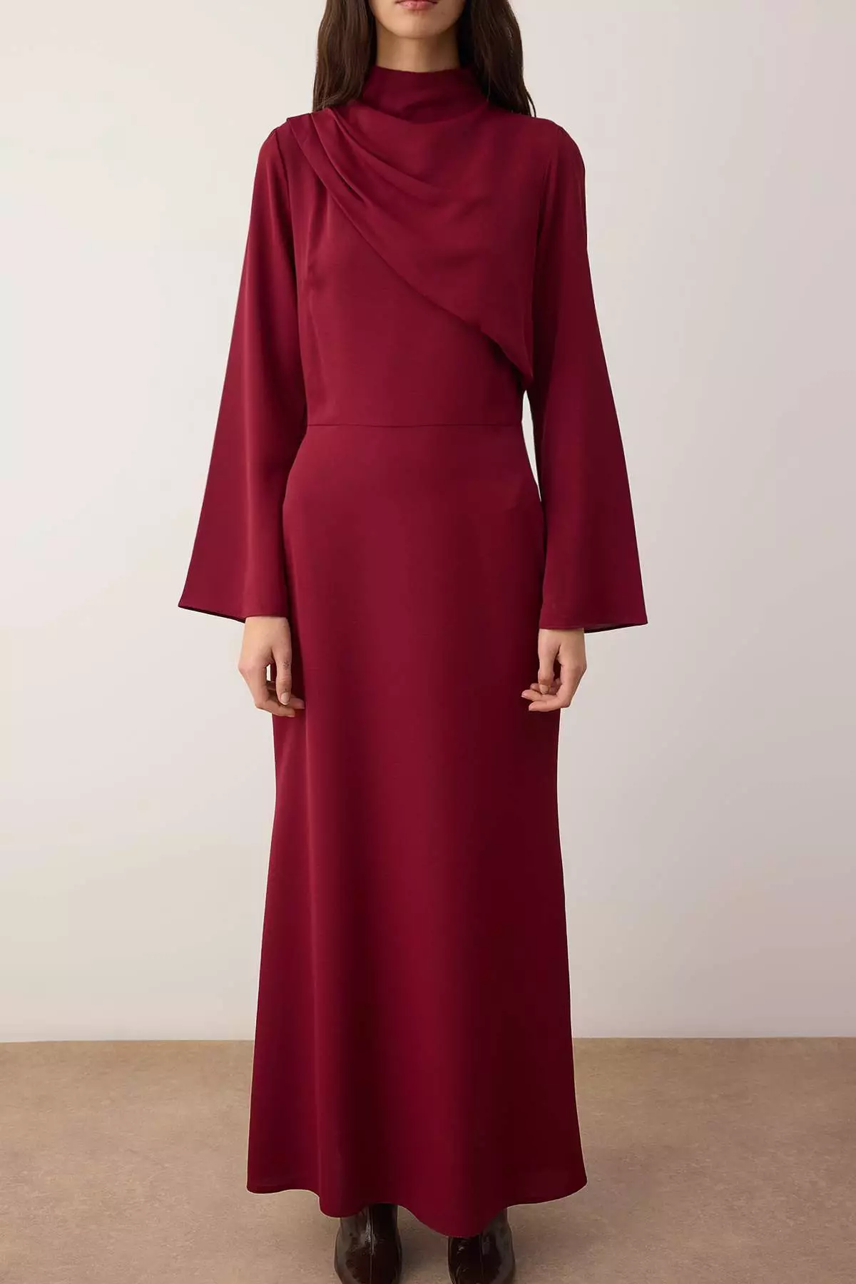 Burgundy Drape Detailed Woven Evening Dress Tctaw26Db00000