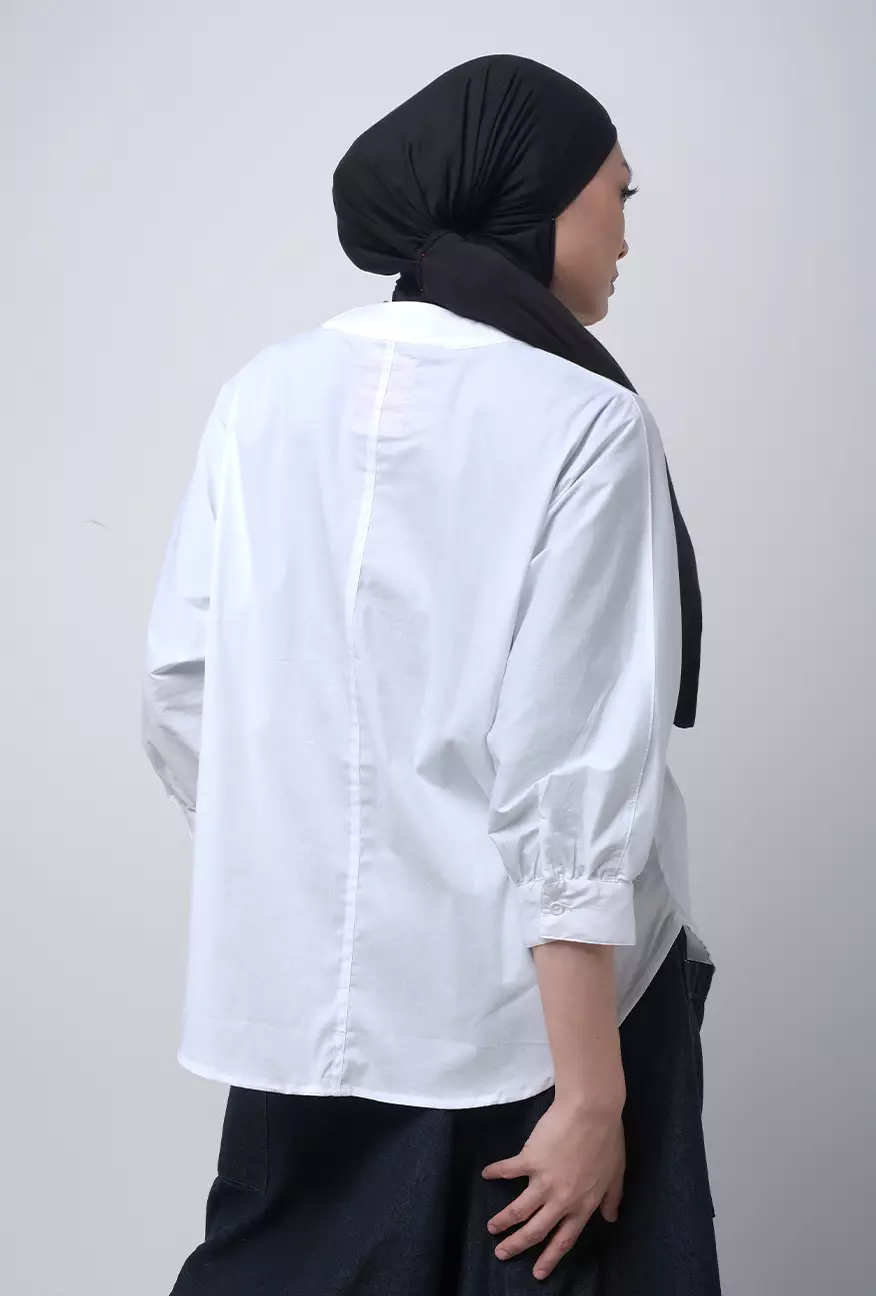 Kemeja Wanita Raven Offwhite