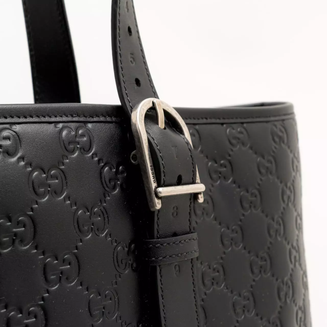 GG Emblem Large Tote Bag Smooth Leather Black