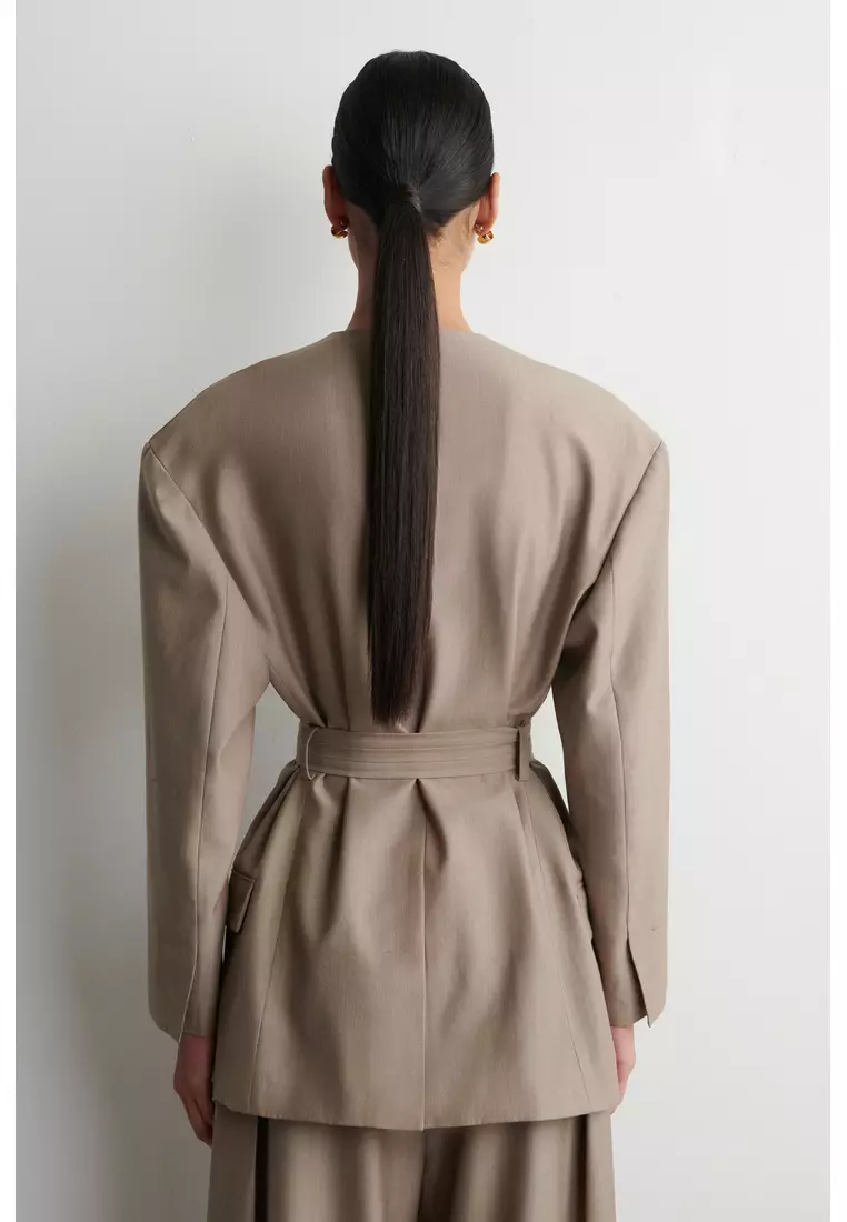 COLLARLESS BELTED BLAZER