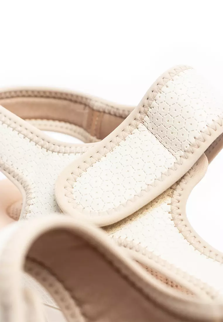 Buy Piccadilly Women's P571 Esporão Flat Sandals 2025 Online