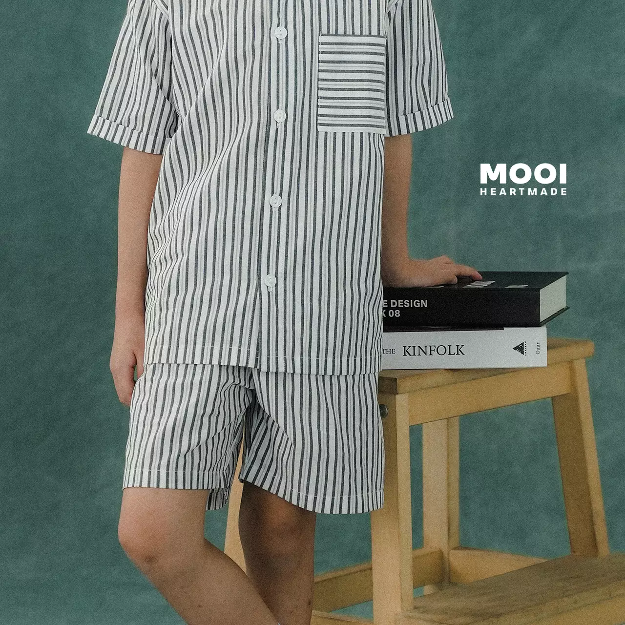 Mooi Celana Pendek Anak Laki-laki Yoshi Striped Pants - Light Grey