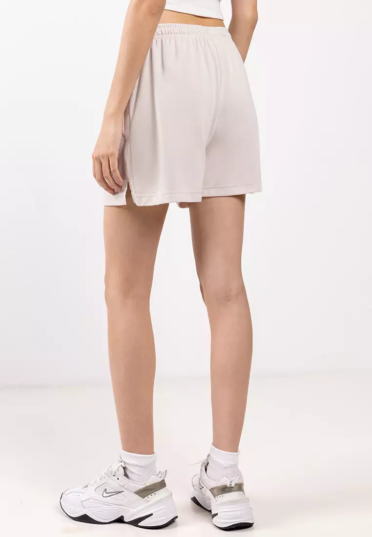 Sportswear Chill Knit High-Waisted Lightweight Shorts