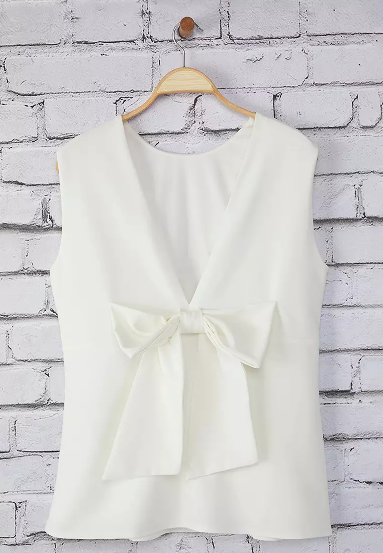 White Sleeveless Backless Bowknot Stylish Woven Plus Size Blouse Tbbss25Af00089