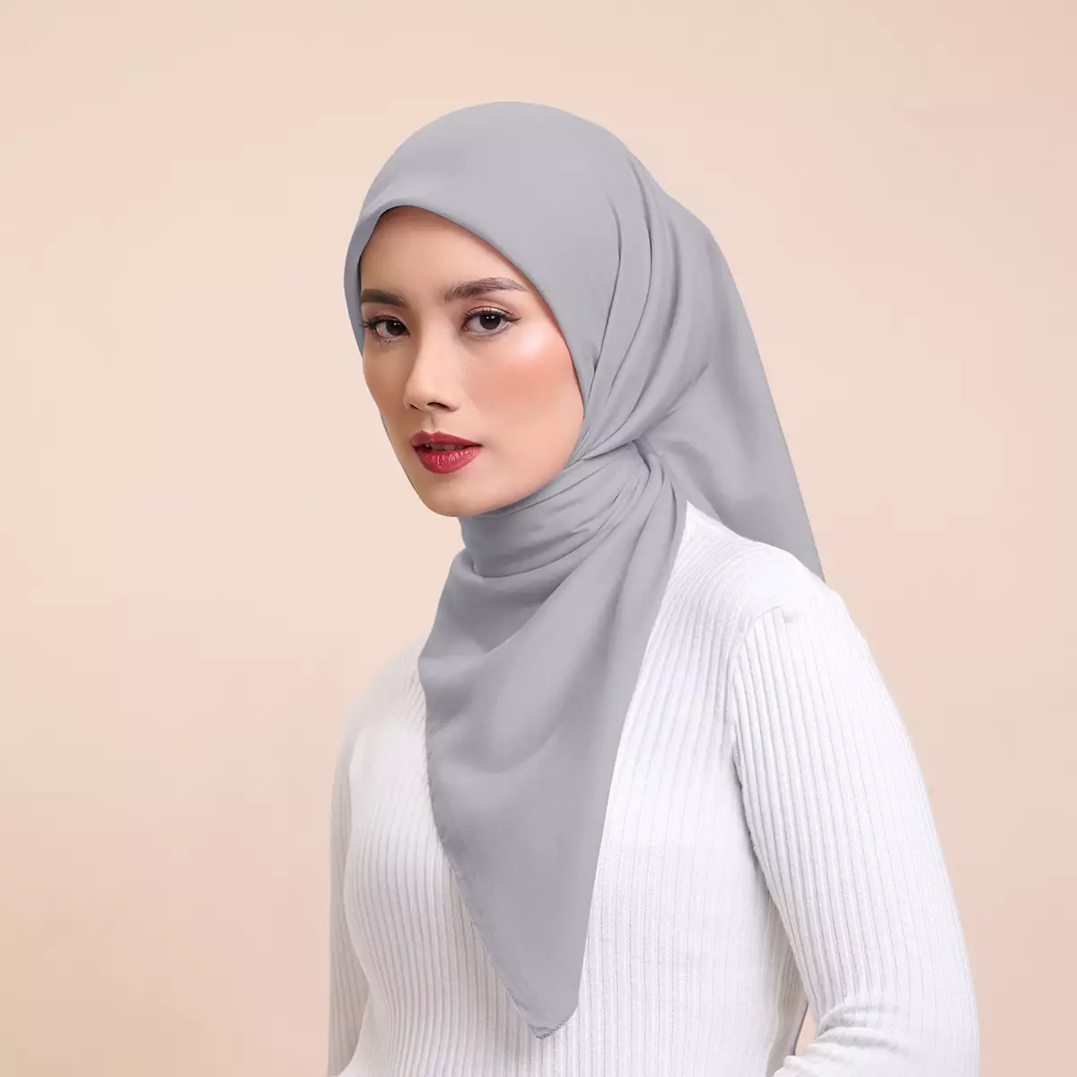 ZM Zaskia Mecca - Shera Light Grey Hijab Ultrafine Voal Shiny - Kerudung Segi Empat Wangi Premium