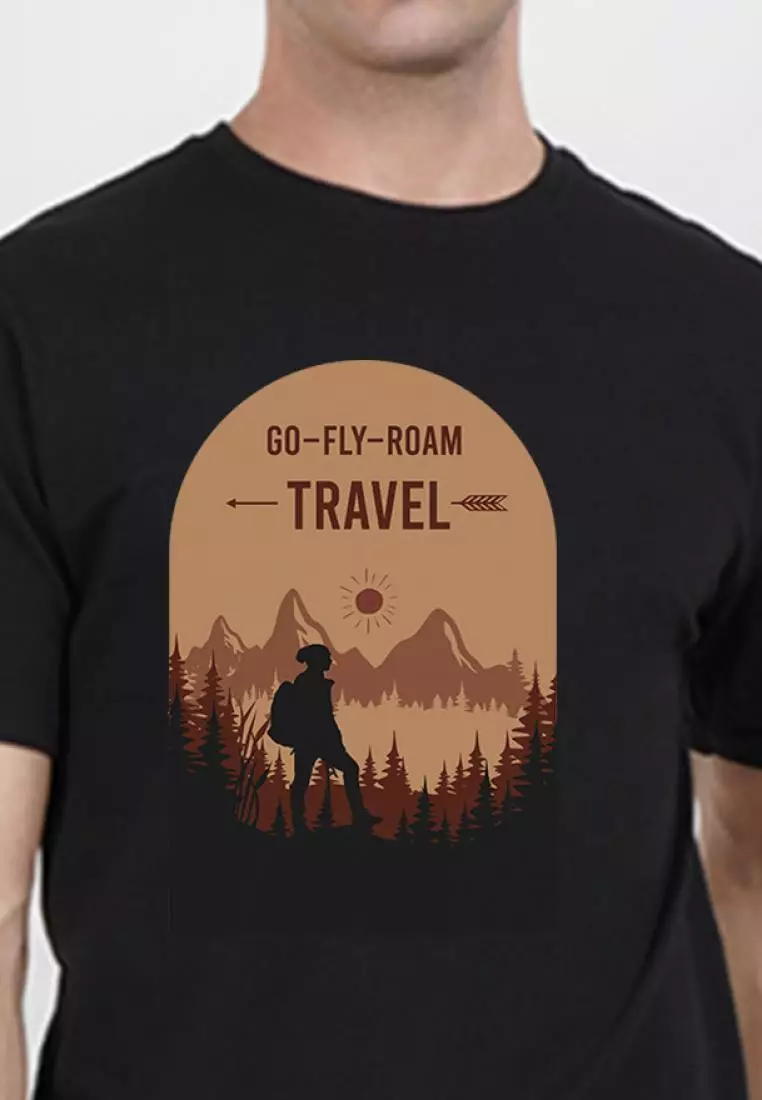 Go Fly Roam 图案黑色棉质短袖圆领常规版型 T 恤