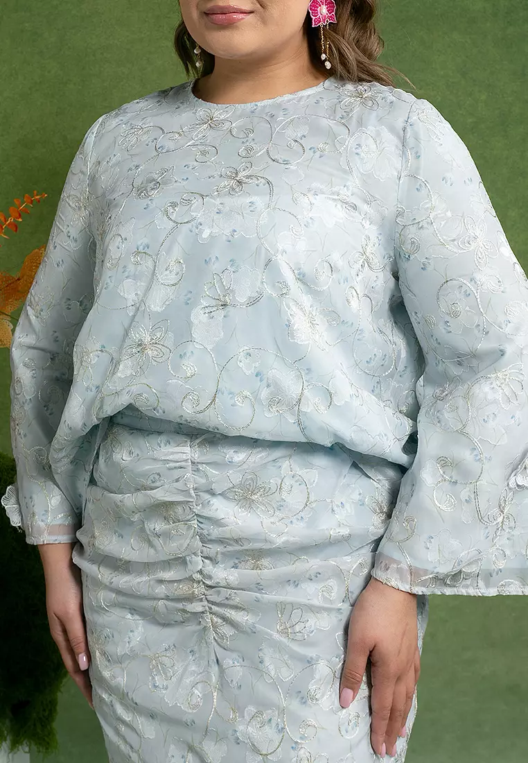 Luna Plus size Voluminous Modern Set