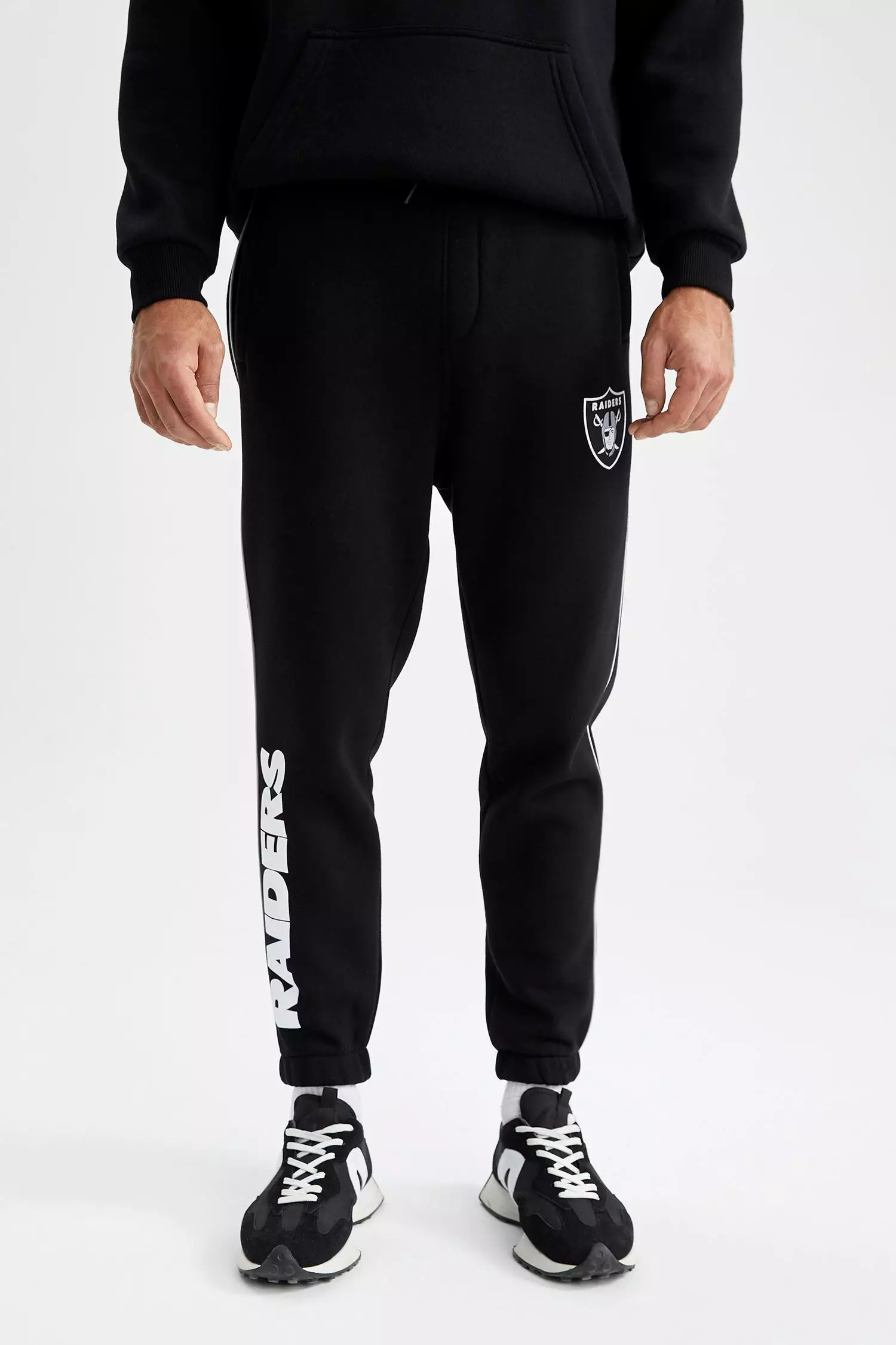 Mens Raiders Hoodies -   Singapore