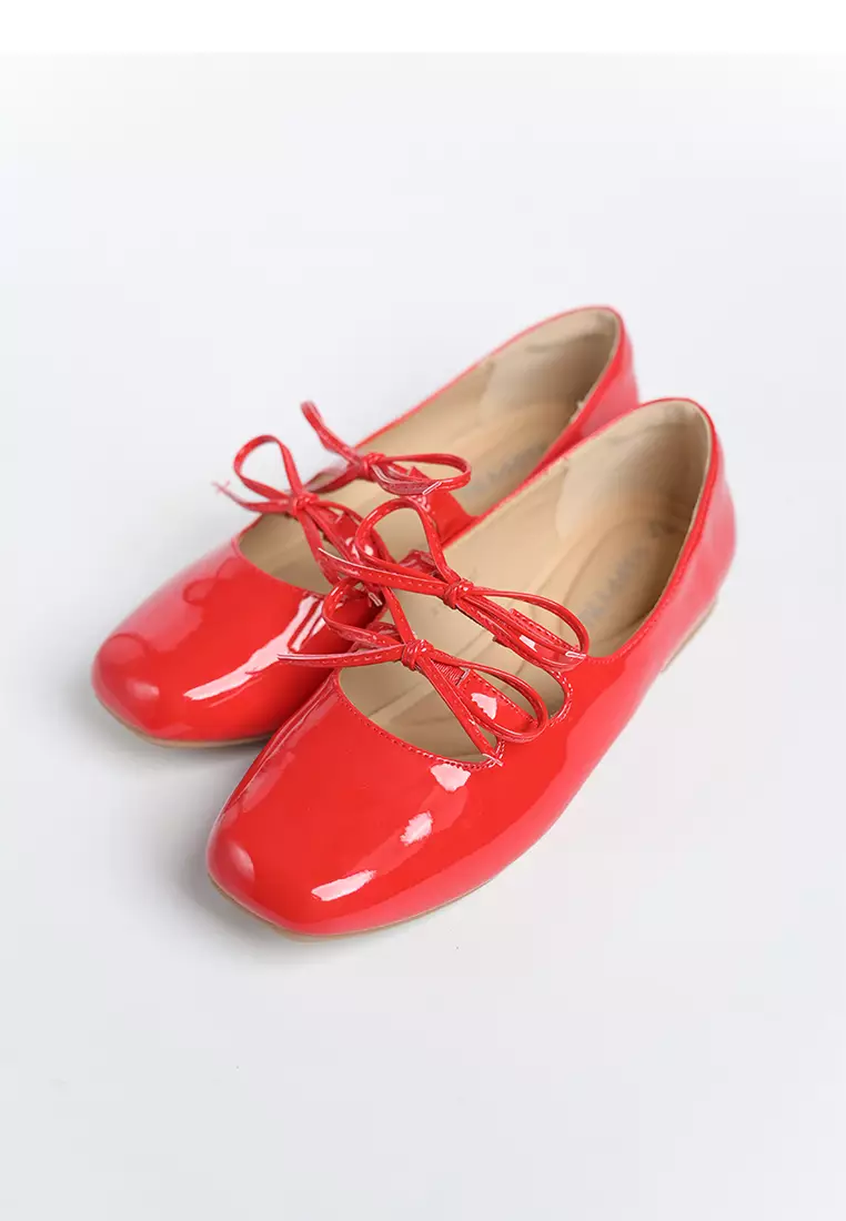 Clara Glossy Ribbon Flats