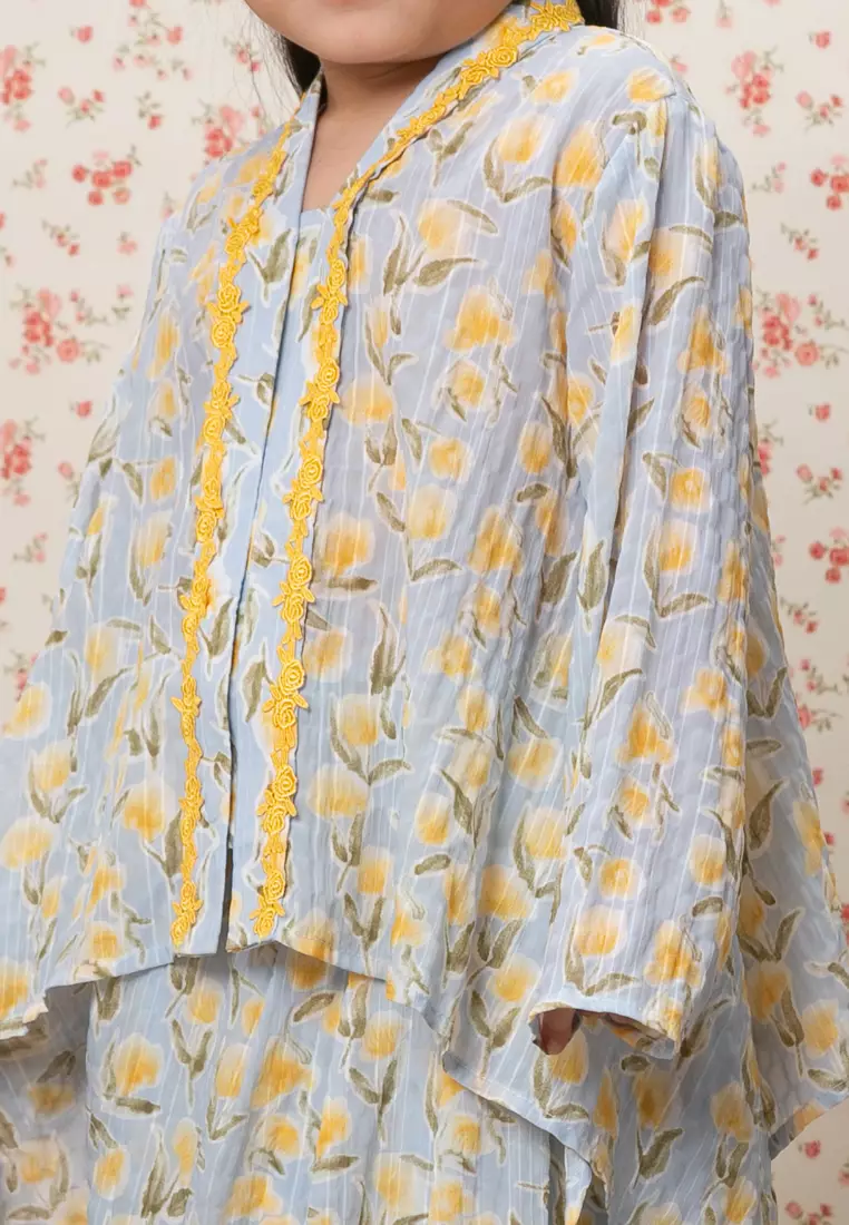 ZATI HANDKERCHIEF KEBAYA SET