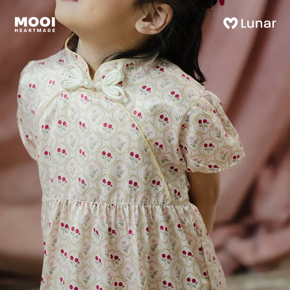 Mooi Dress Anak Perempuan Lunar Collection Huan Cheongsam Dress - Trellis Cream